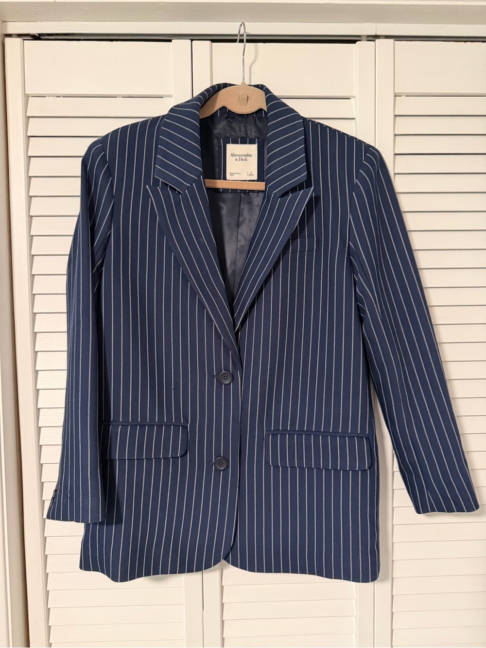 Abercrombie & Fitch Navy Blue Pinstripe Blazer
